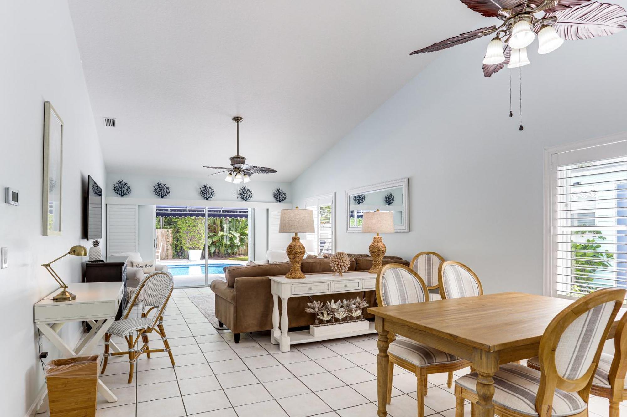 Coastal Villa With Private Yard And Heated Pool! North Palm Beach Kültér fotó
